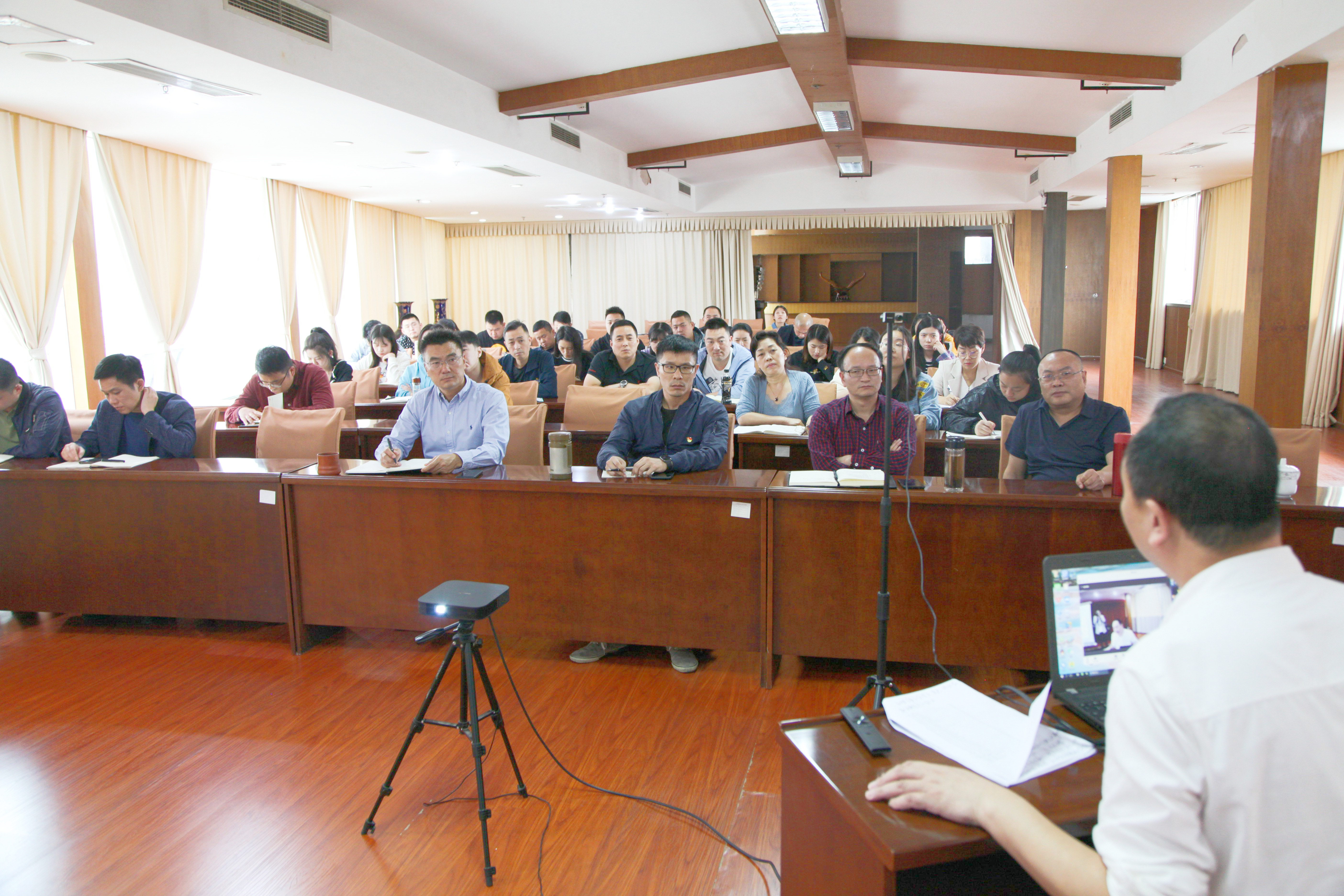 IMG_8976.jpg IMG_8976.jpg